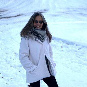 Meet your Posher, Deidre